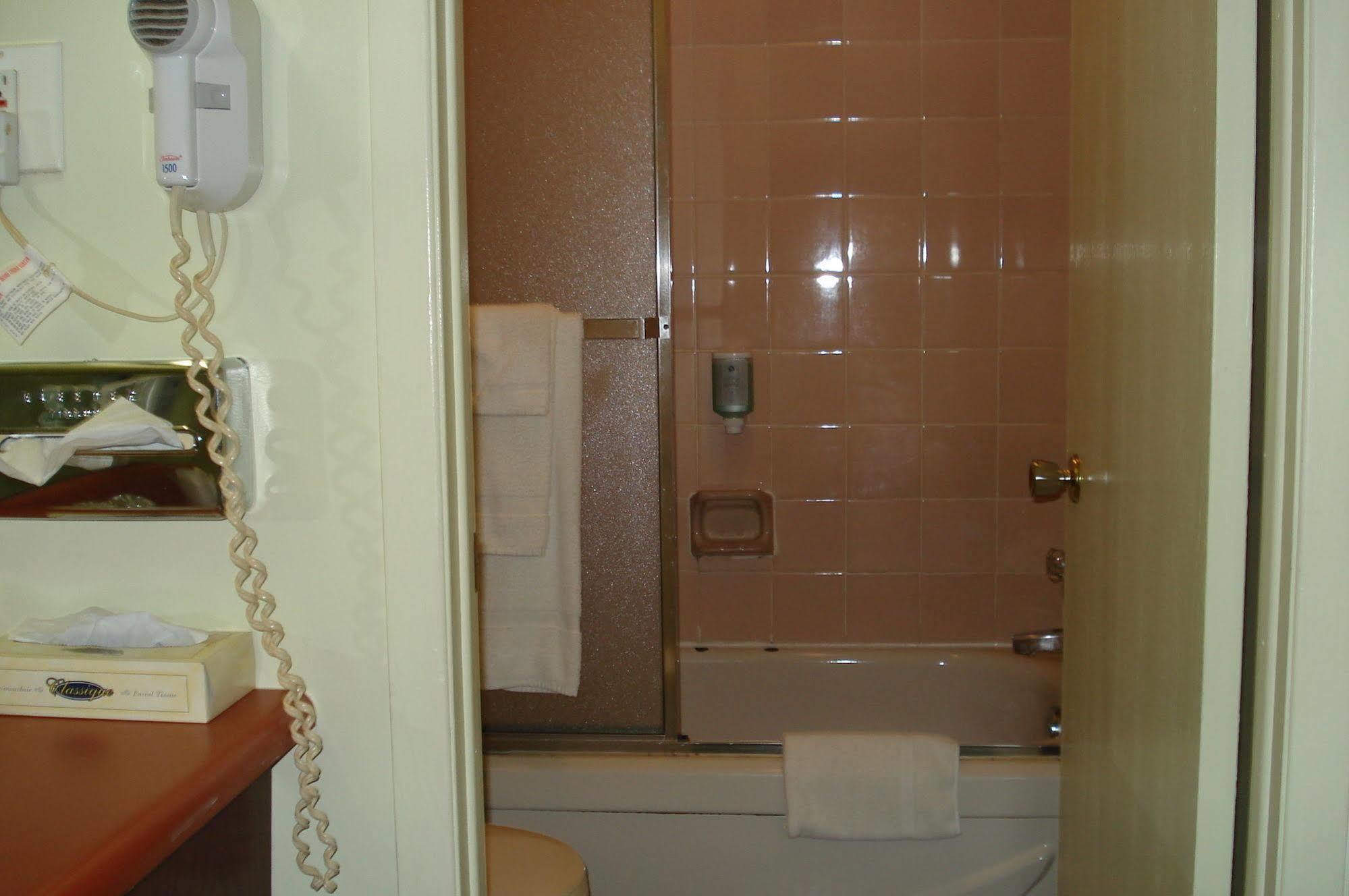 Motel Hotel-motel La Difference Sainte-Marie
